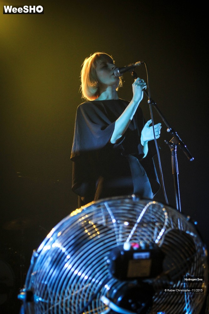 15/25 photos du spectacle Hydrogen Sea