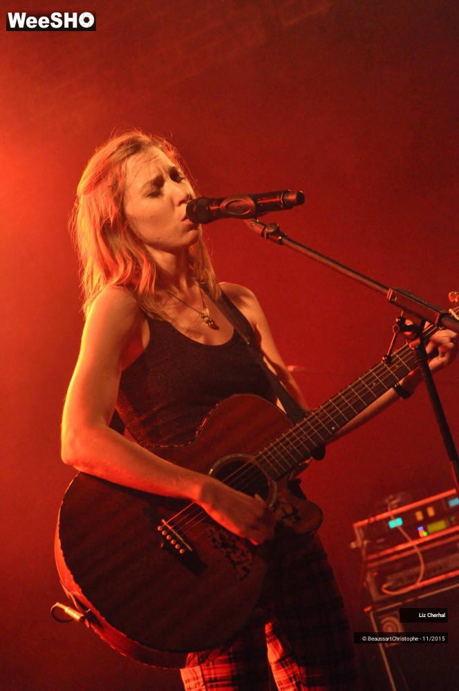 27/48 photos du spectacle Liz Cherhal