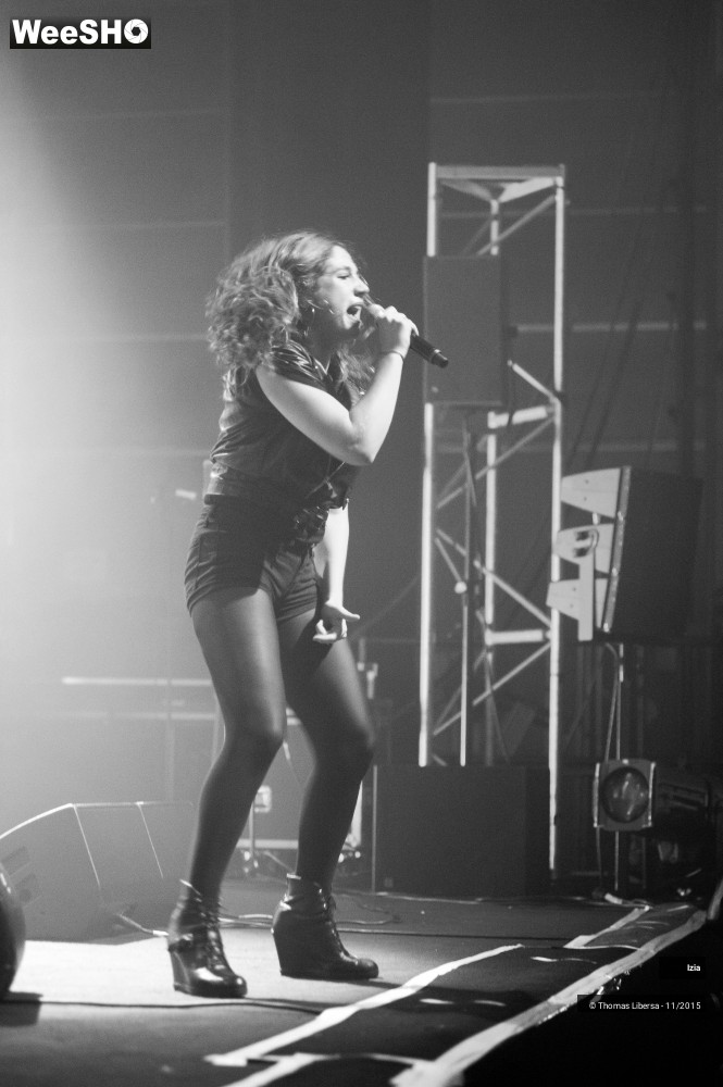 3/35 photos du spectacle Izia