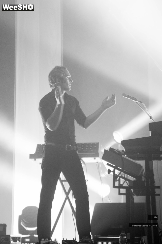 20/35 photos du spectacle Izia