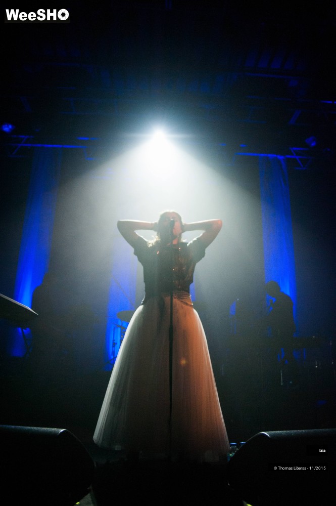 34/35 photos du spectacle Izia