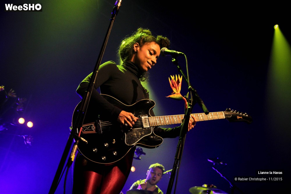 5/37 photos du spectacle Lianne la Havas