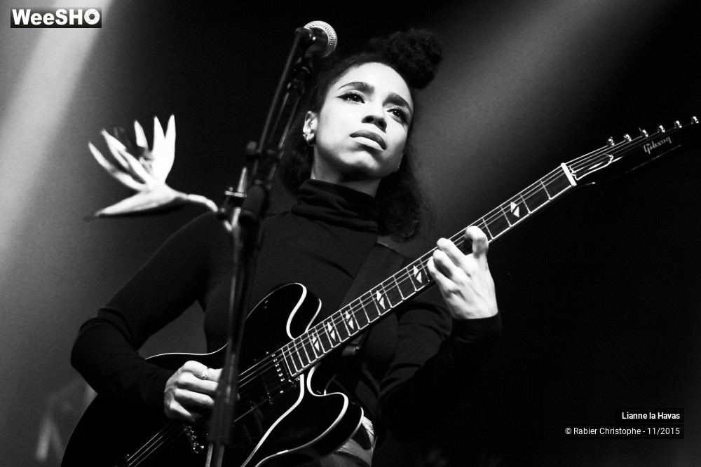 20/37 photos du spectacle Lianne la Havas