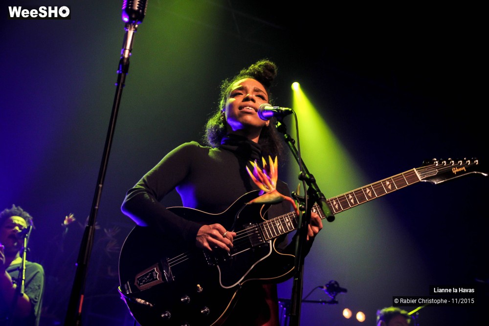23/37 photos du spectacle Lianne la Havas