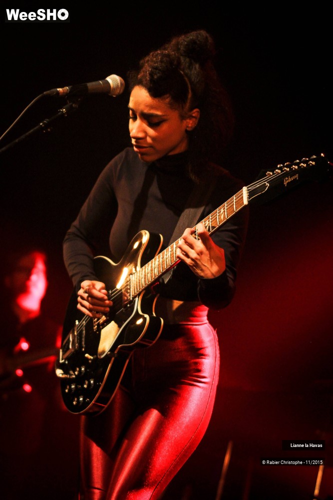 30/37 photos du spectacle Lianne la Havas