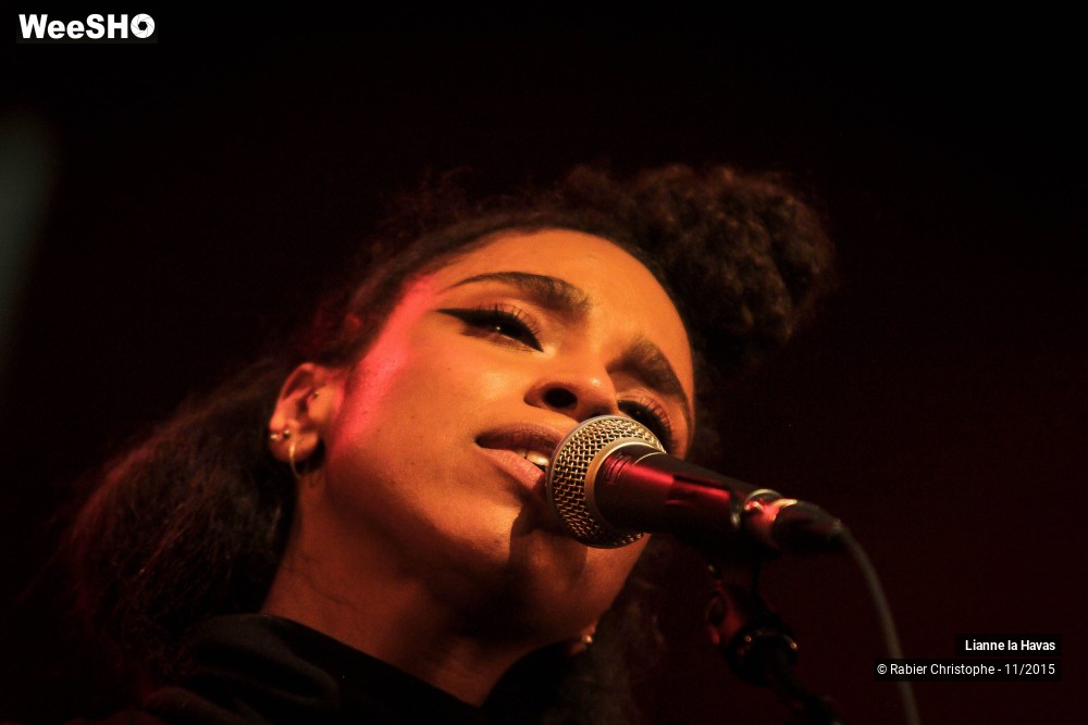 34/37 photos du spectacle Lianne la Havas