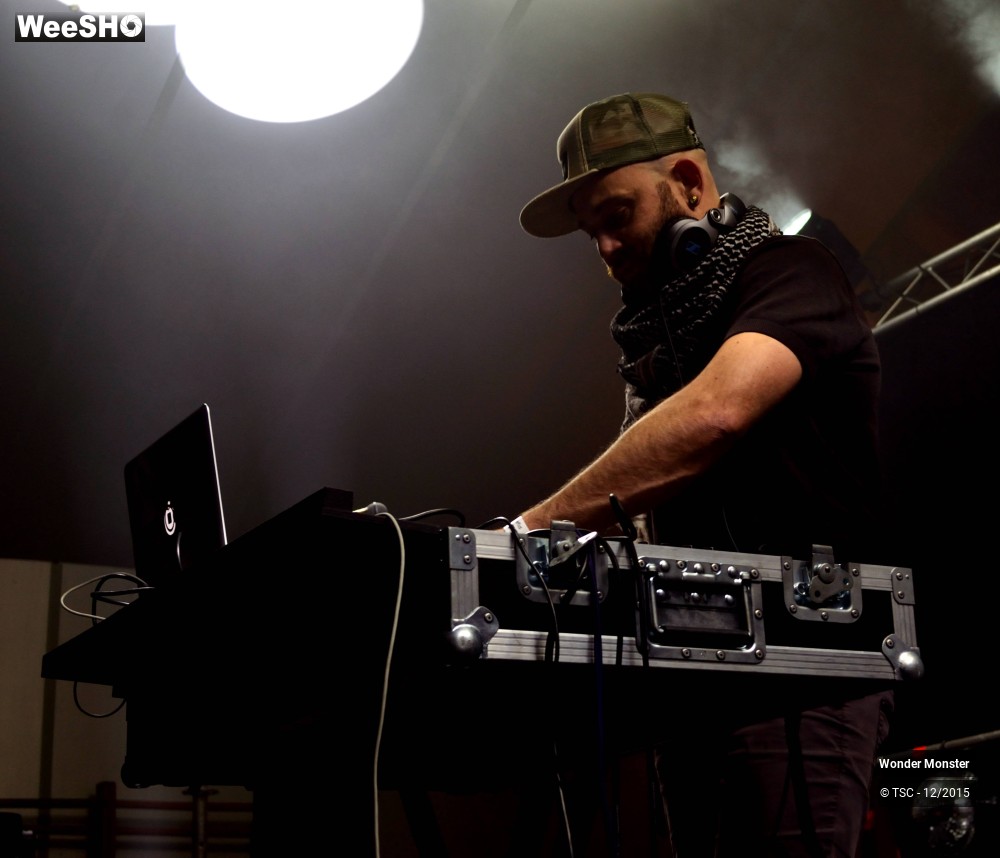 18/20 photos du spectacle Wonder Monster