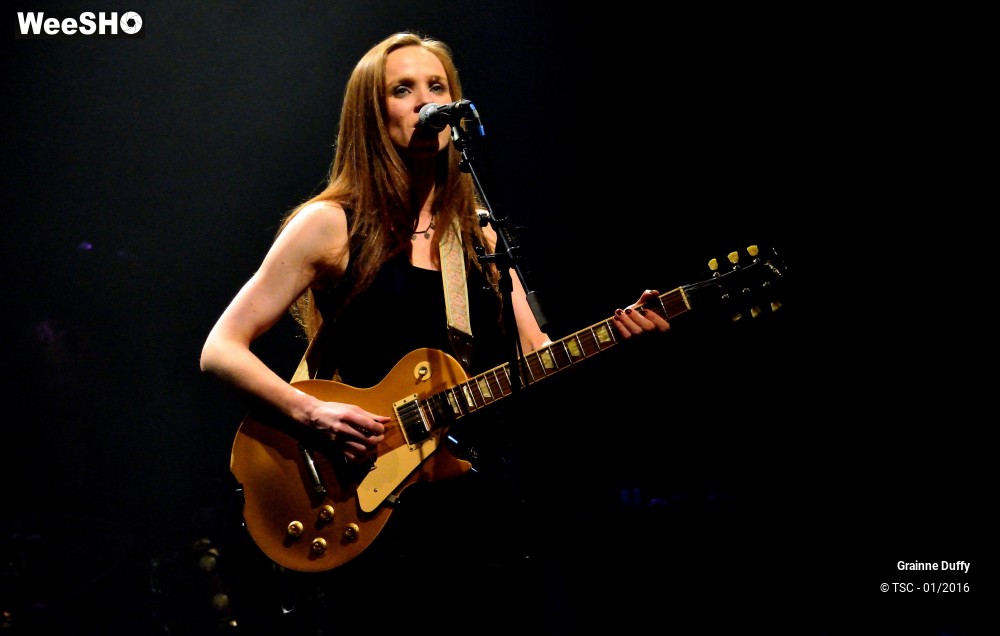 20/23 photos du spectacle Grainne Duffy