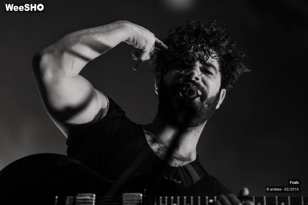 36/39 photos du spectacle Foals