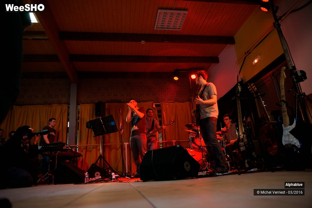 15/25 photos du spectacle Alphablue