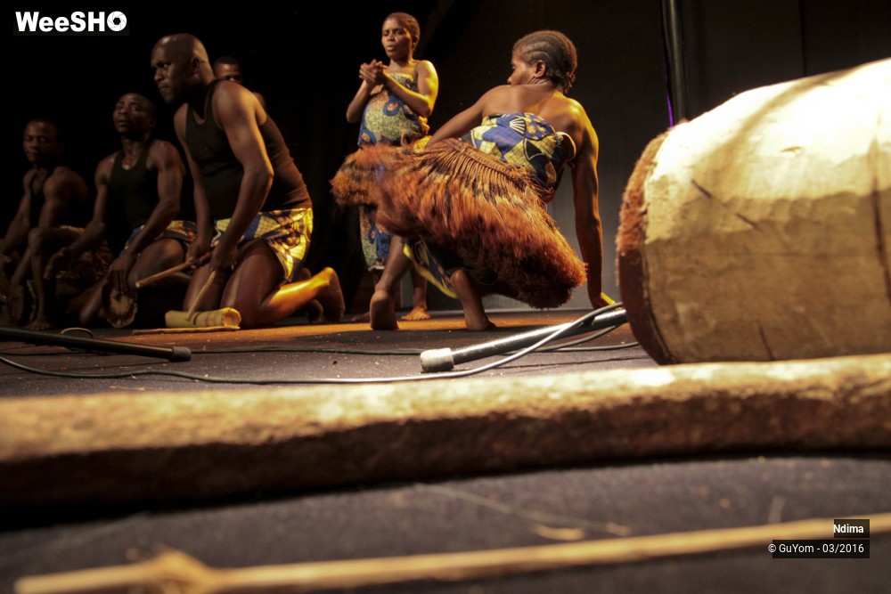 43/49 photos du spectacle Ndima