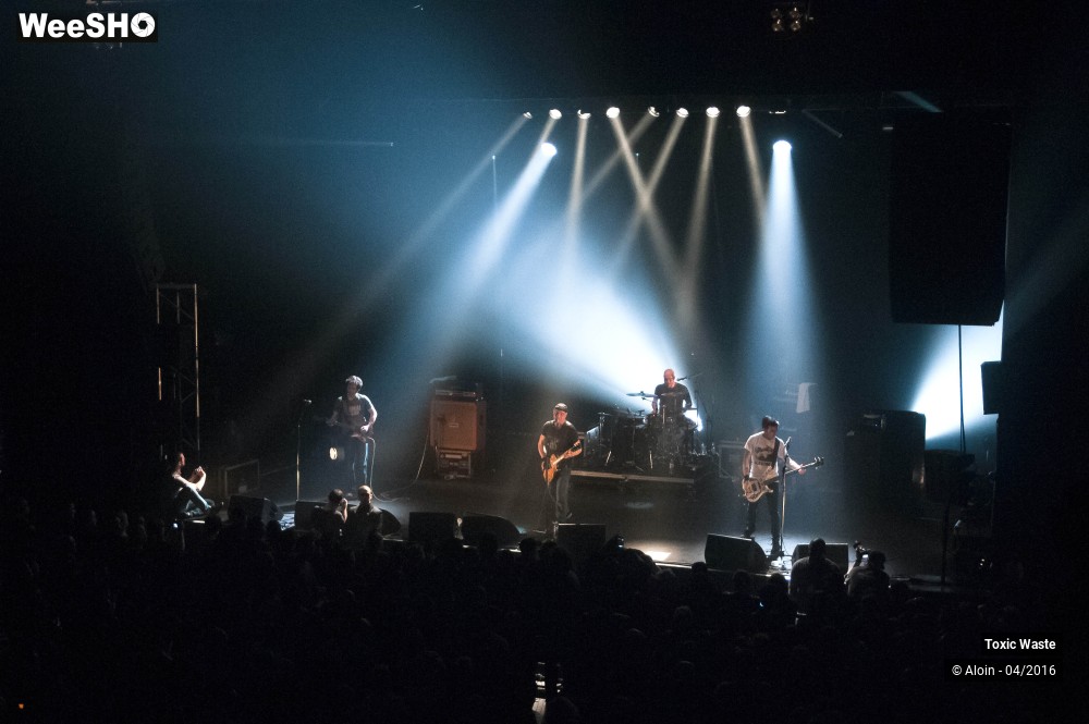 8/14 photos du spectacle Toxic waste