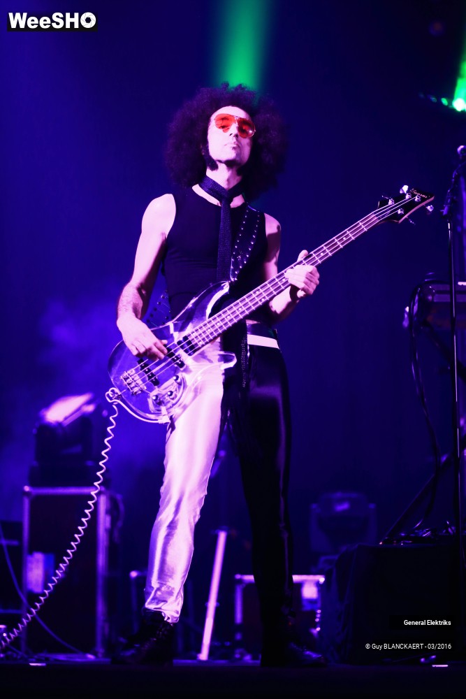 17/17 photos du spectacle General Elektriks