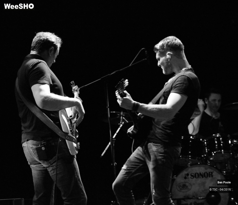 7/34 photos du spectacle Ben Poole