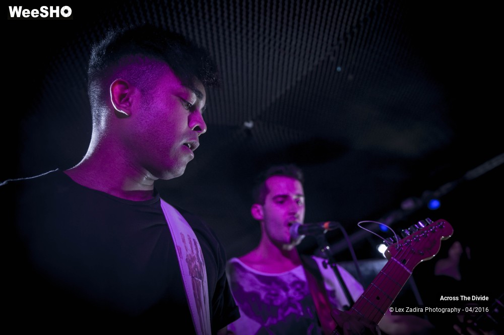 7/18 photos du spectacle Across The Divide