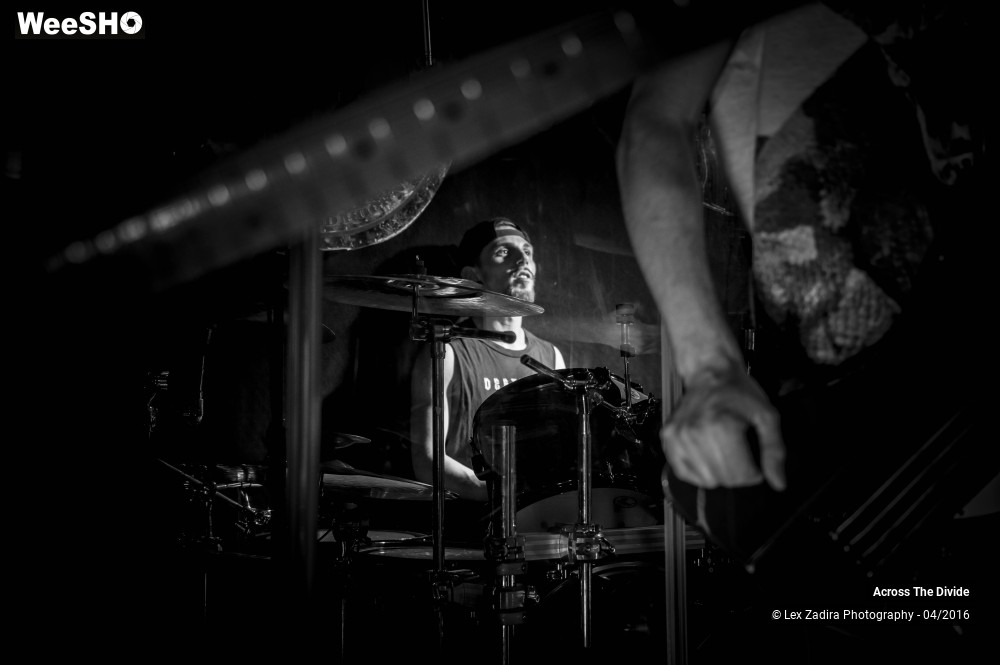 11/18 photos du spectacle Across The Divide