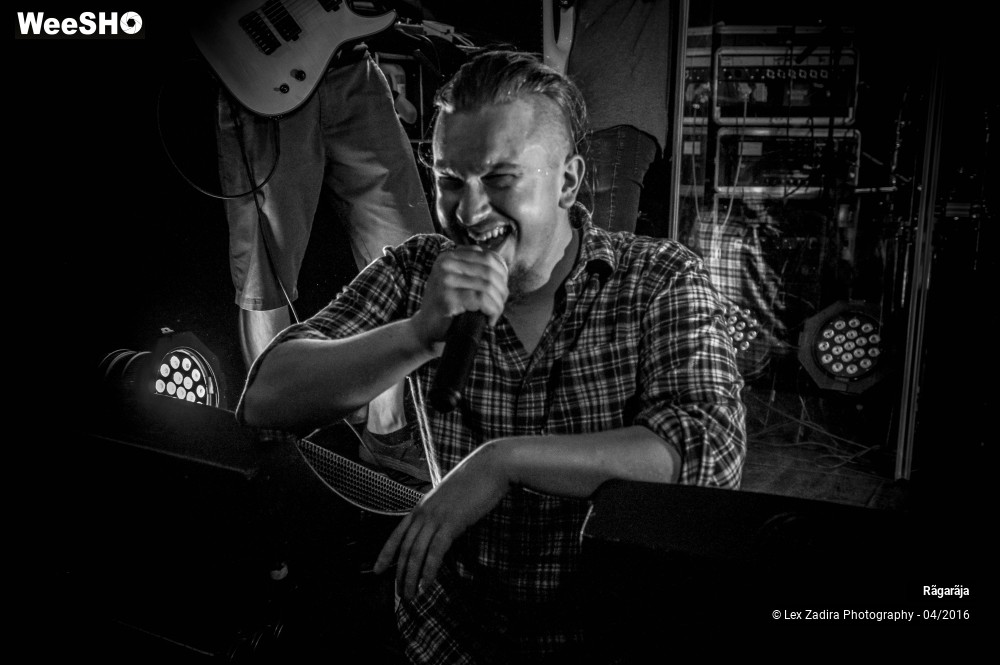 15/26 photos du spectacle Rãgarãja