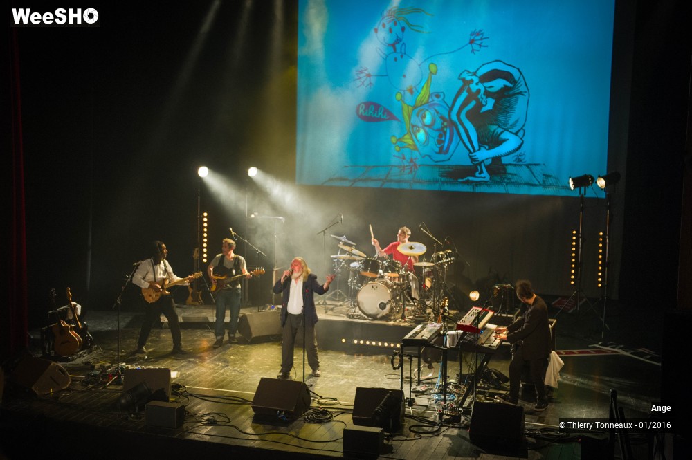 27/49 photos du spectacle Ange