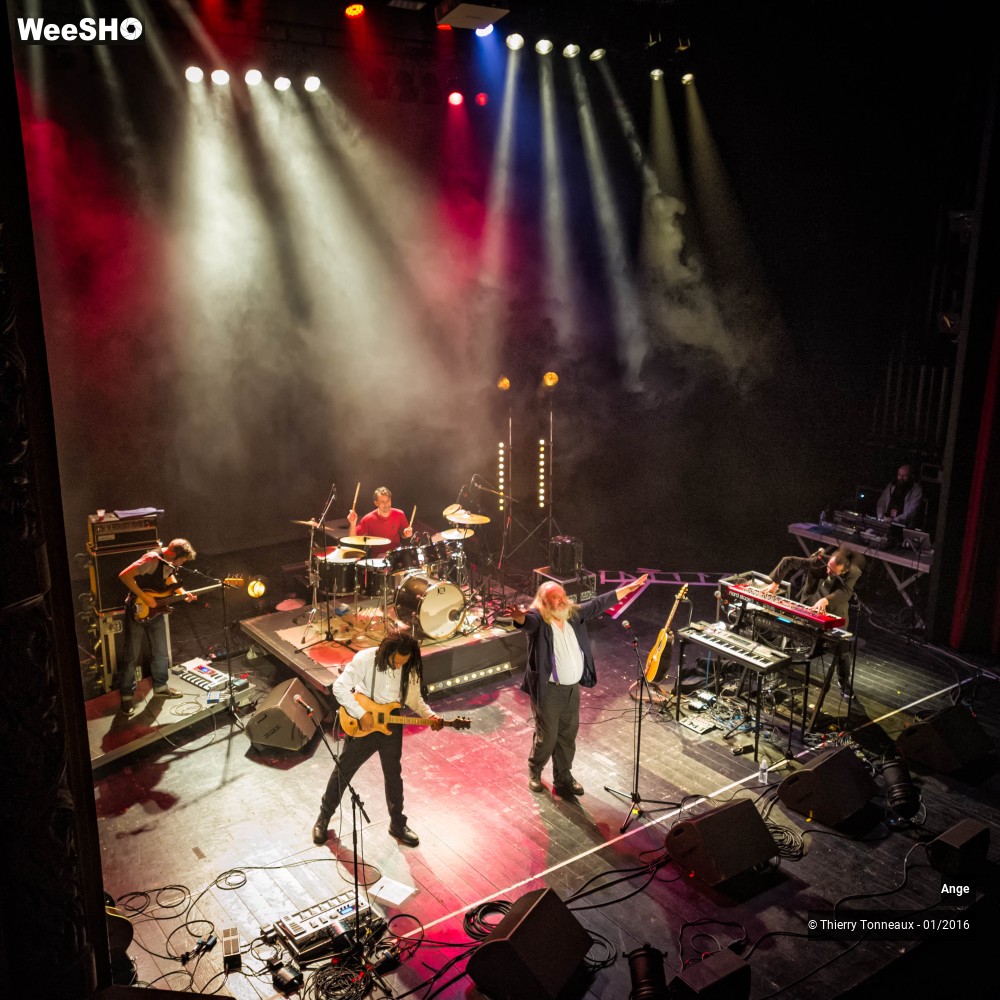 35/49 photos du spectacle Ange