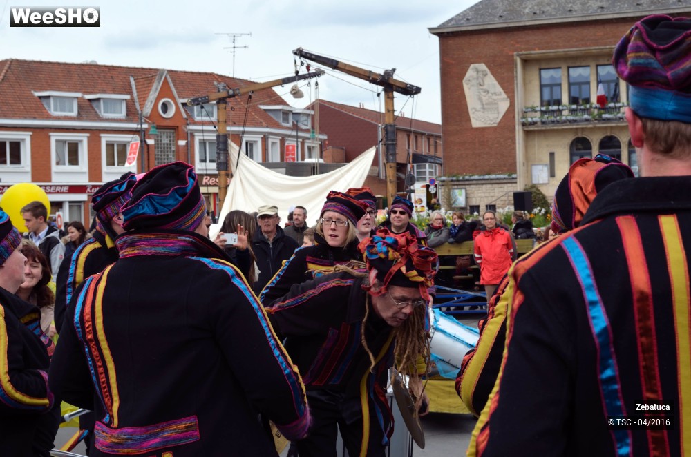 3/29 photos du spectacle Déambulation musicale percussive