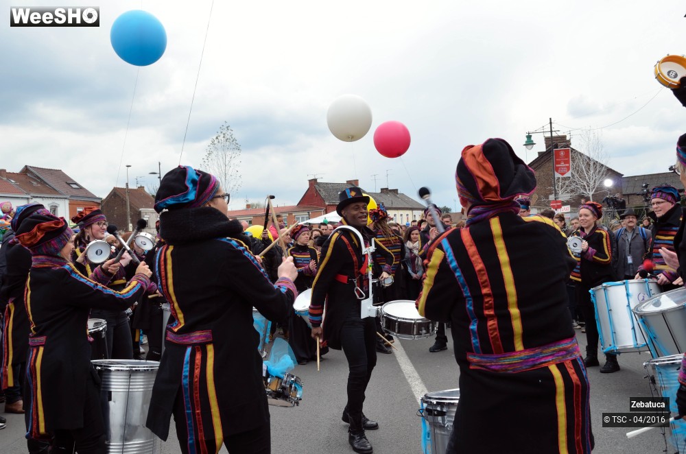 24/29 photos du spectacle Déambulation musicale percussive