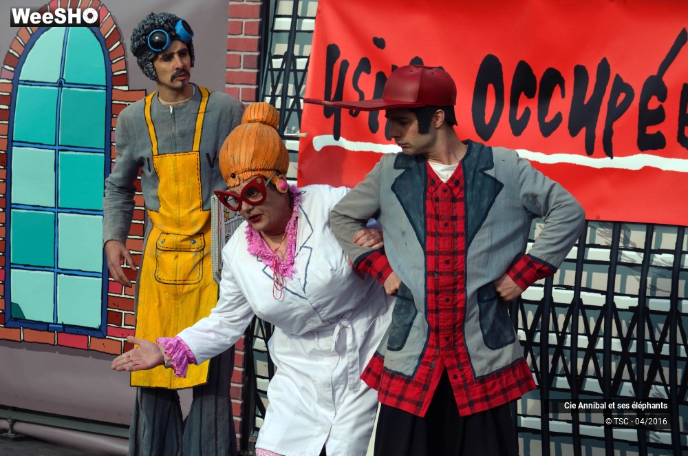 27/30 photos du spectacle Economic strip