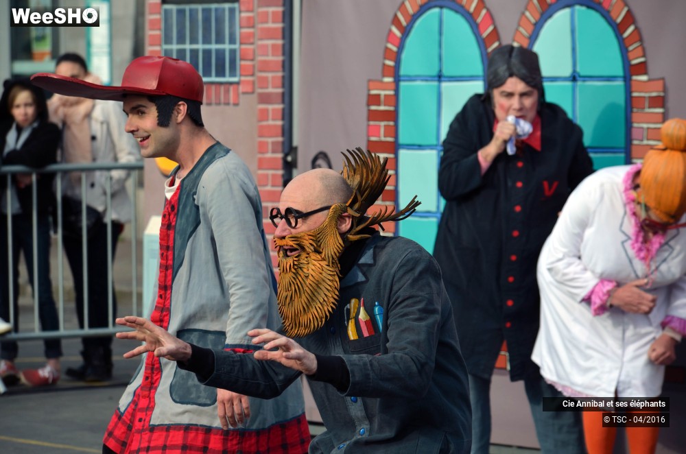 28/30 photos du spectacle Economic strip