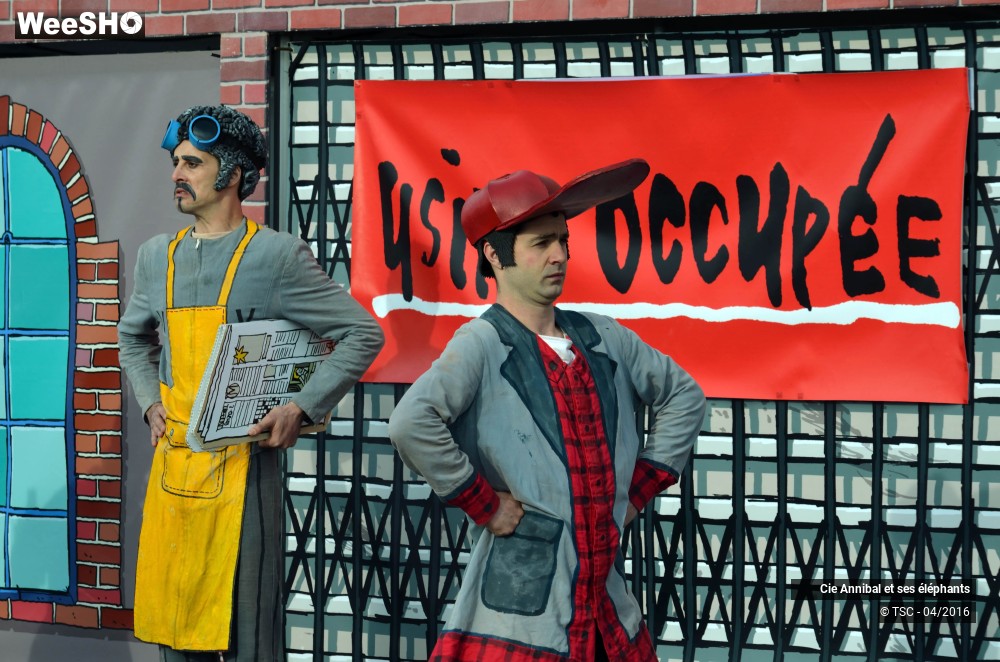 30/30 photos du spectacle Economic strip