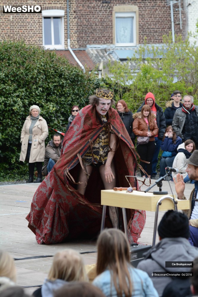 6/42 photos du spectacle The King of The Kingdom