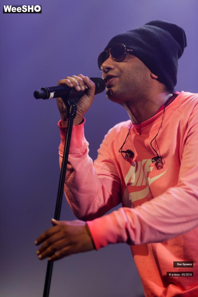 12/37 photos du spectacle Doc Gyneco