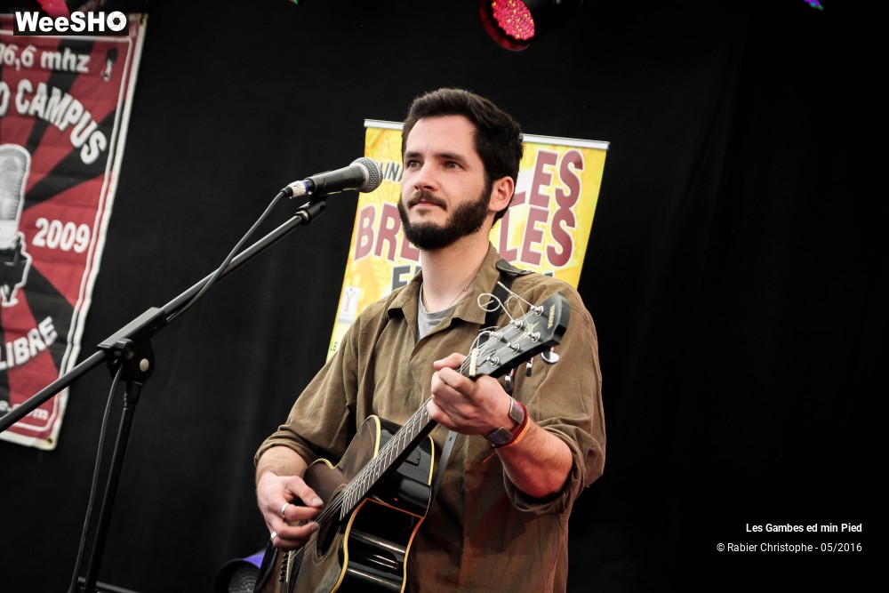 15/33 photos du spectacle Les Gambes ed min Pied