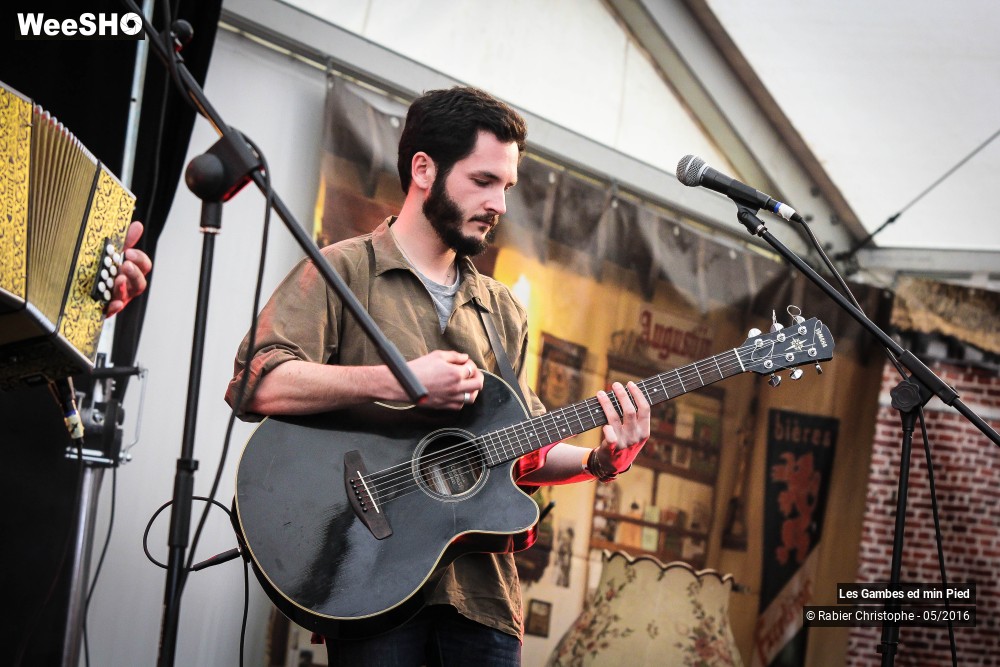 18/33 photos du spectacle Les Gambes ed min Pied