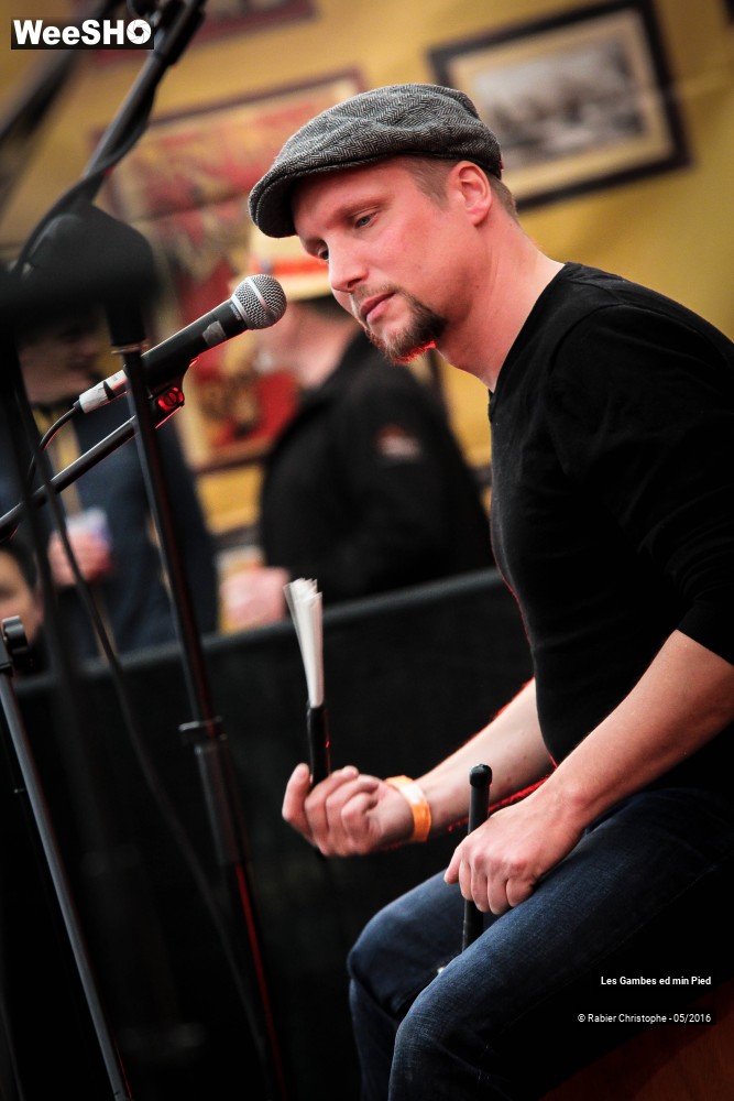 30/33 photos du spectacle Les Gambes ed min Pied