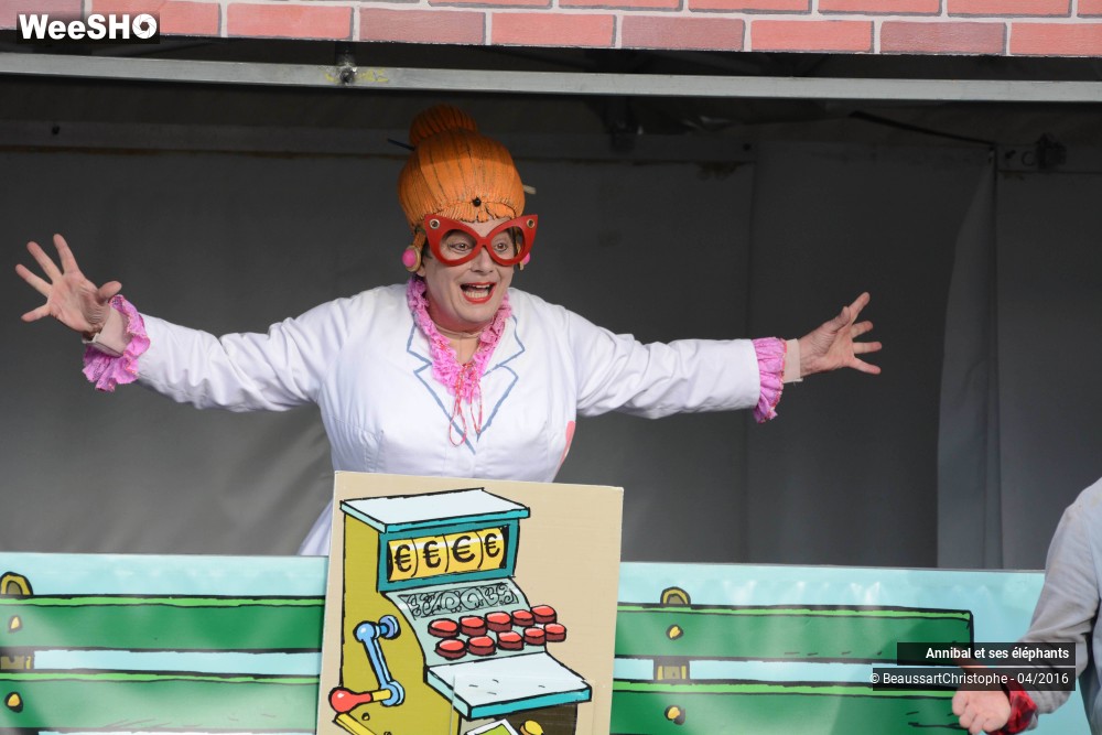 13/47 photos du spectacle Economic Strip