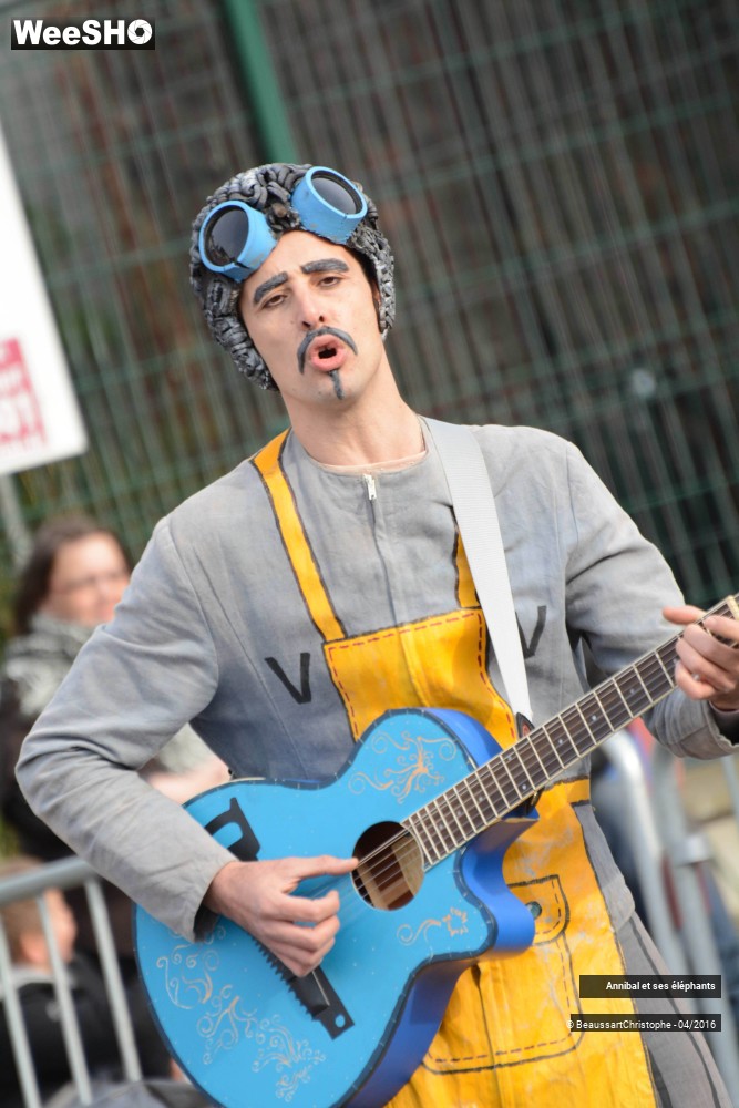 32/47 photos du spectacle Economic Strip