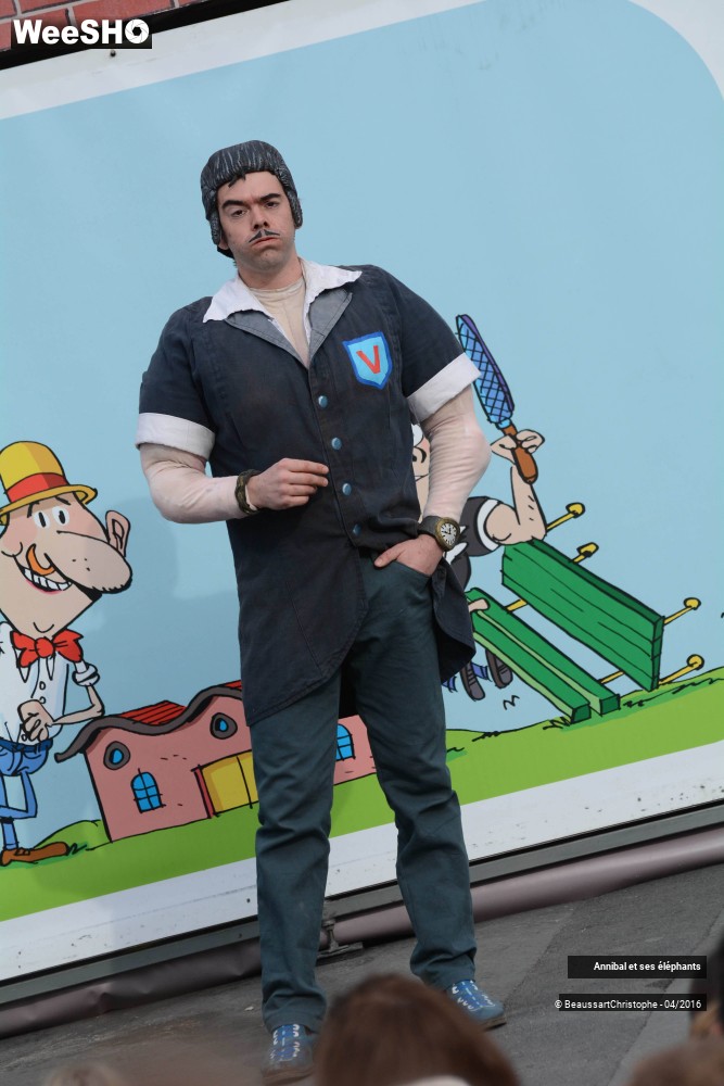 35/47 photos du spectacle Economic Strip