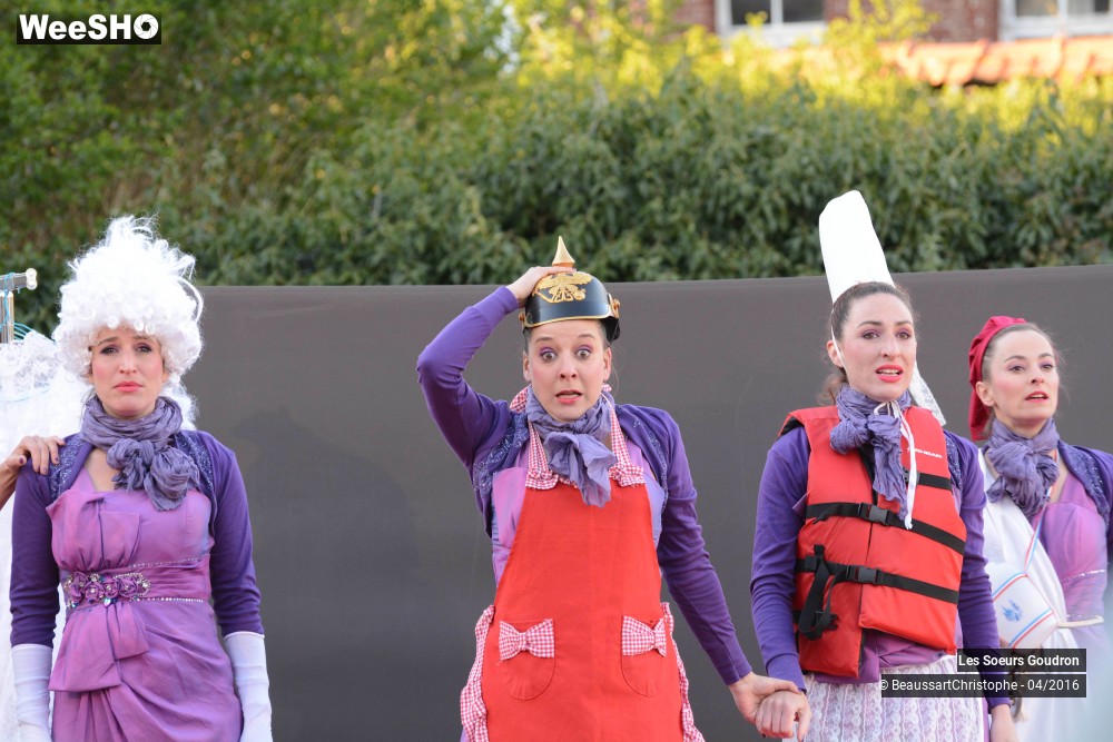 20/44 photos du spectacle Dames de France