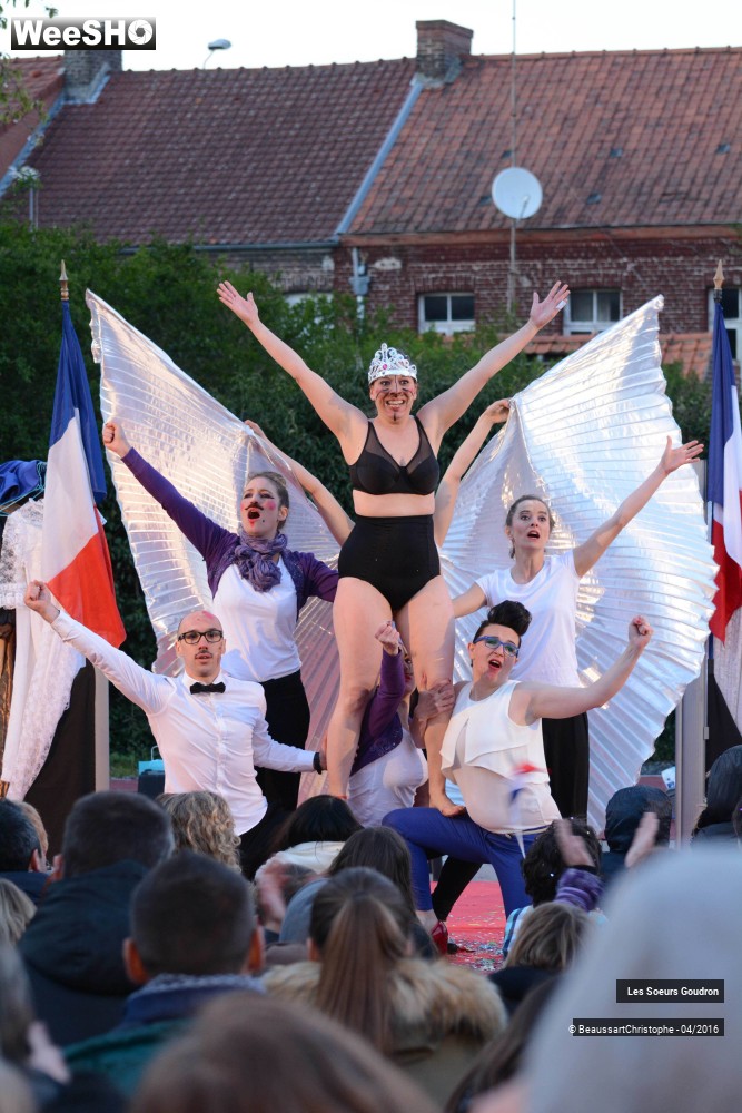 31/44 photos du spectacle Dames de France