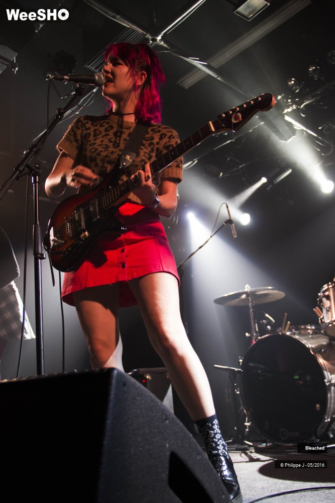 2/15 photos du spectacle Bleached