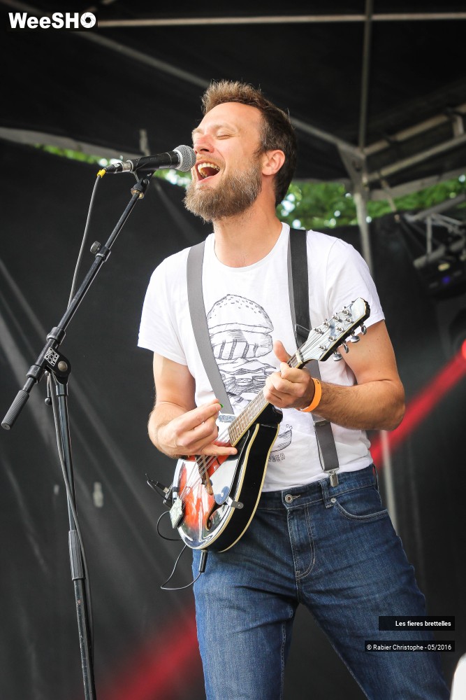 4/49 photos du spectacle Les fieres bretelles