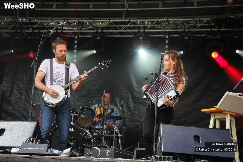 30/49 photos du spectacle Les fieres bretelles