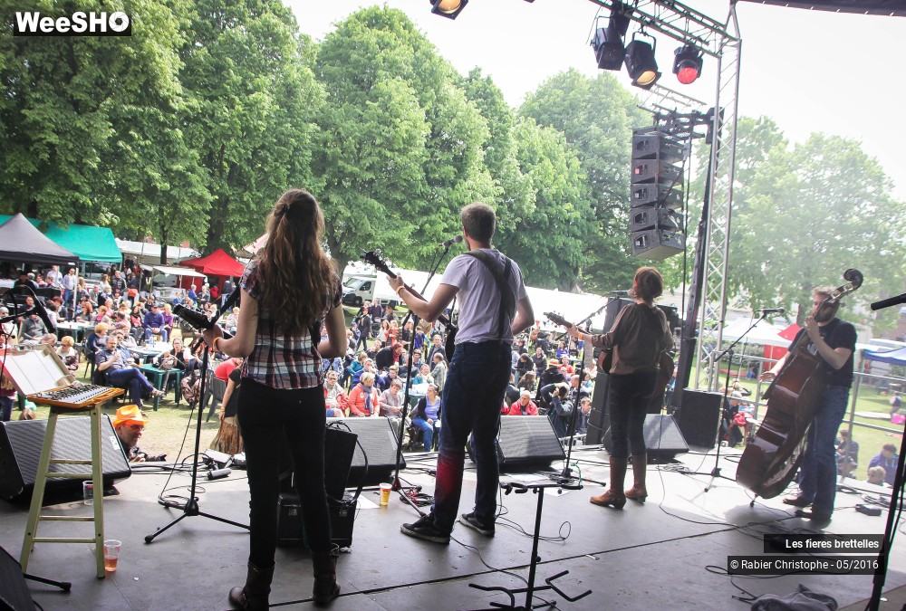 35/49 photos du spectacle Les fieres bretelles