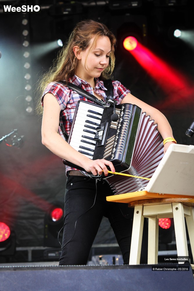 36/49 photos du spectacle Les fieres bretelles