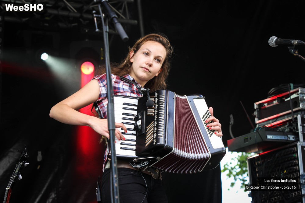 37/49 photos du spectacle Les fieres bretelles