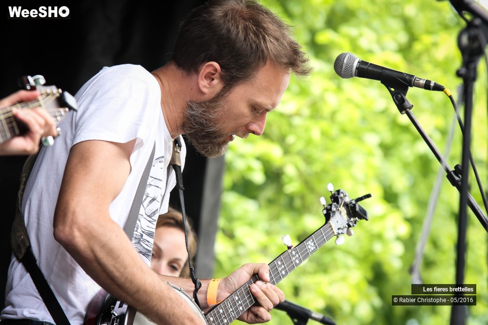 38/49 photos du spectacle Les fieres bretelles