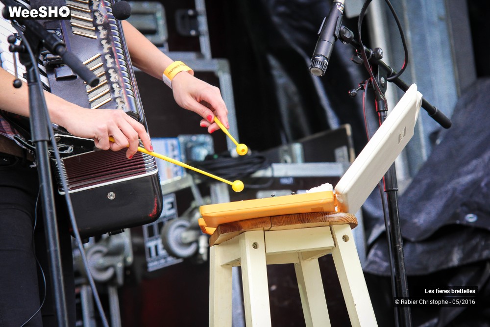 39/49 photos du spectacle Les fieres bretelles