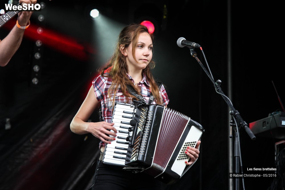 49/49 photos du spectacle Les fieres bretelles