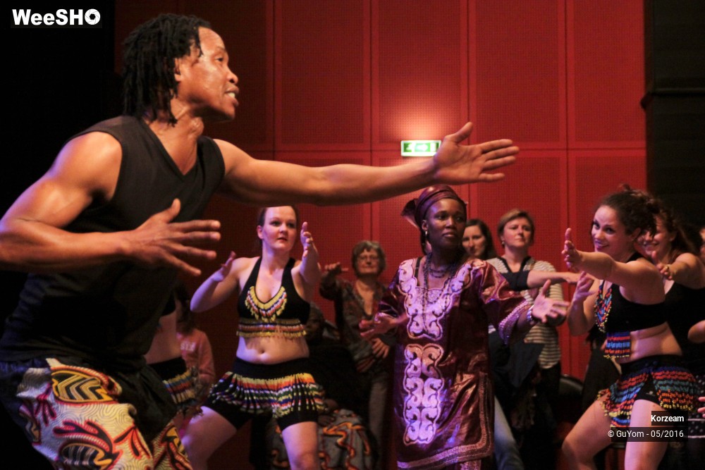 12/46 photos du spectacle Big Bal Africain Danse