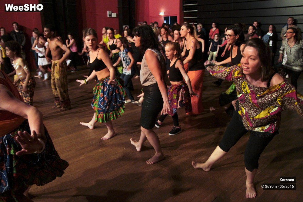 20/46 photos du spectacle Big Bal Africain Danse