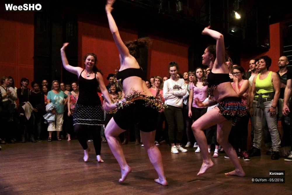 27/46 photos du spectacle Big Bal Africain Danse